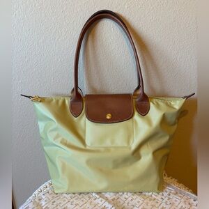 Longchamp Medium Le Pliage